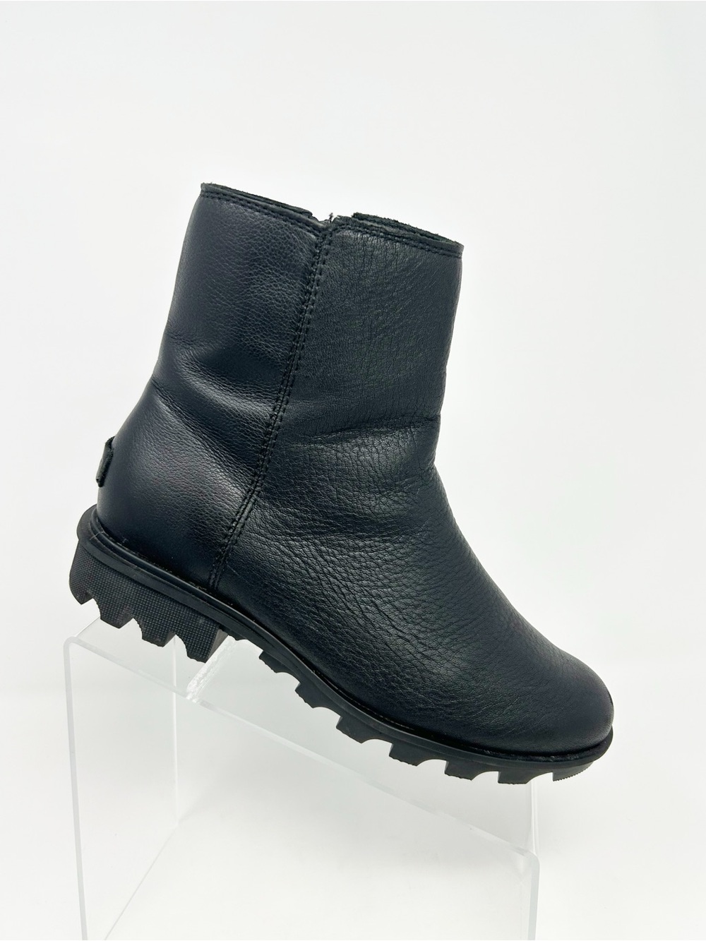 Sorel Phoenix Zip Ankle Bootie Black Waterproof Side Zip Lug Sole Size 8.5